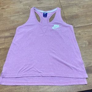 Nike women’s tank top